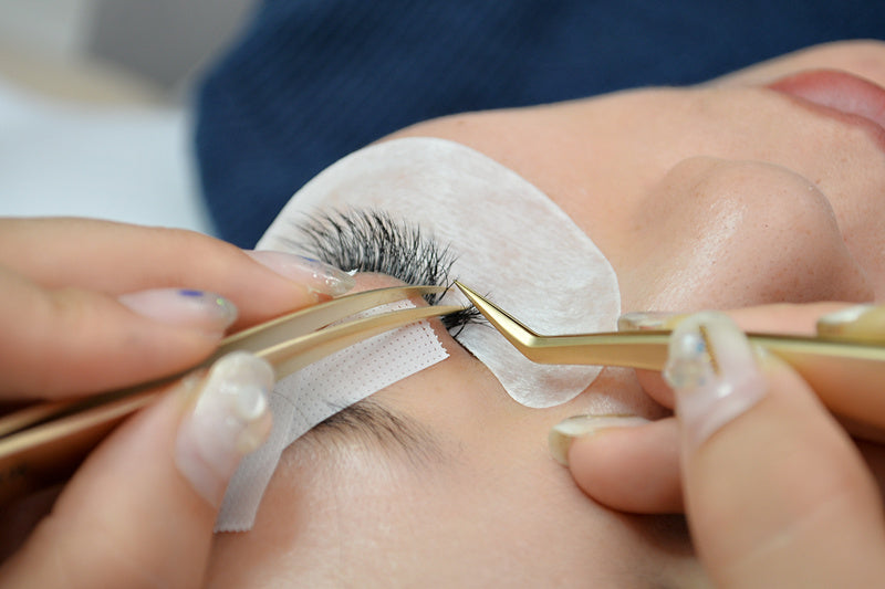 International standard process for grafting eyelashes