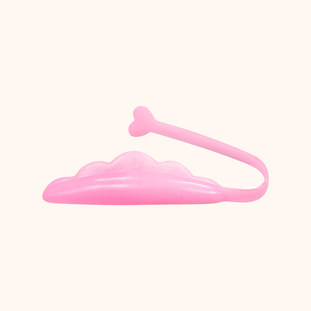 KOLYBEL 2-in-1 curvature compensator lash lift pads made of medical-grade reusable silicone. Non-slip, easy-clean lash shields save salon time, deliver even lifts for professional lash lifts & perms. 100% vegan & cruelty-free.