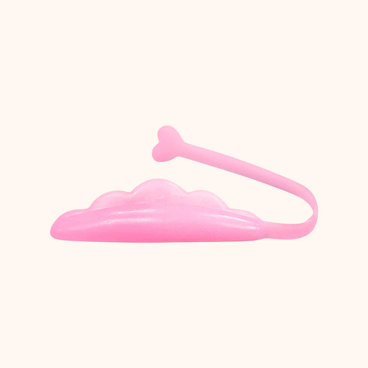 KOLYBEL 2-in-1 curvature compensator lash lift pads made of medical-grade reusable silicone. Non-slip, easy-clean lash shields save salon time, deliver even lifts for professional lash lifts & perms. 100% vegan & cruelty-free.