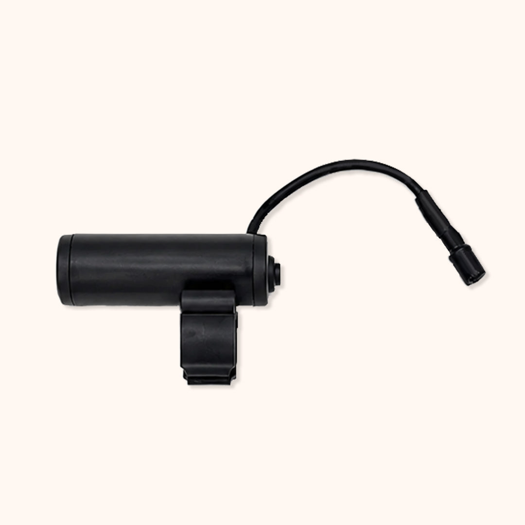 KOLYBEL LASH Professional USB rechargeable thumb lamp for lash artists. Hands-free thumb mount, adjustable brightness, for eyelash extensions & salon services.