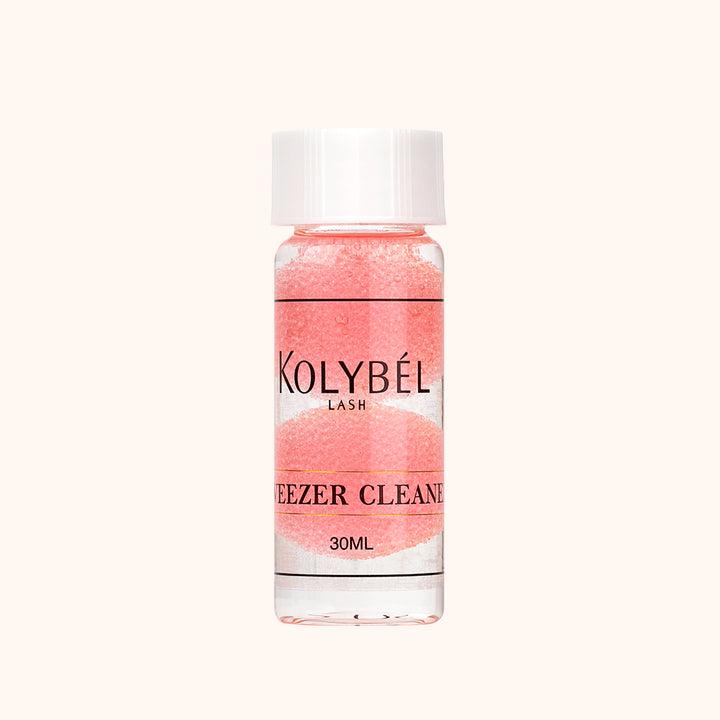 KOLYBEL tweezers cleaner removes lash adhesive buildup quickly. With a built-in sponge ball, it cleans and protects your tweezers for long-lasting use.